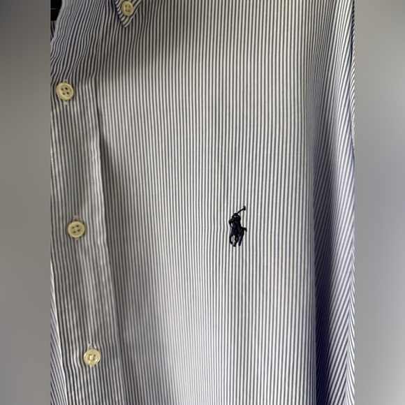Ralph Lauren Men's Light Blue Button Down Shirt - Picture 3 of 6